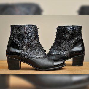 Dorking By Fluchos Brisda Snake Lace Print Heel Boots Size EU 38 (Barely Worn!)